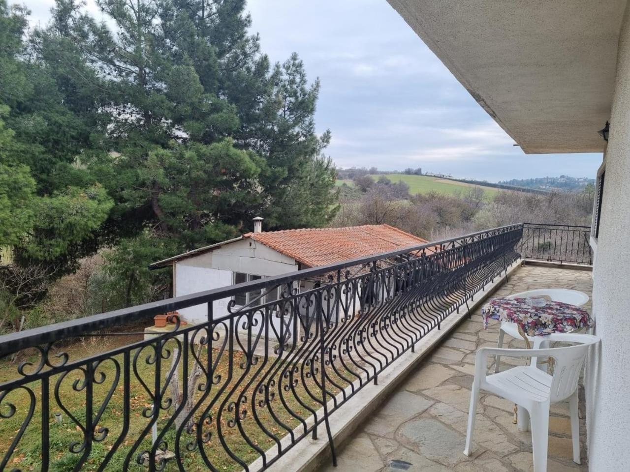 Villa In Trilofos-Close To The Beach Thessaloniki Exterior foto